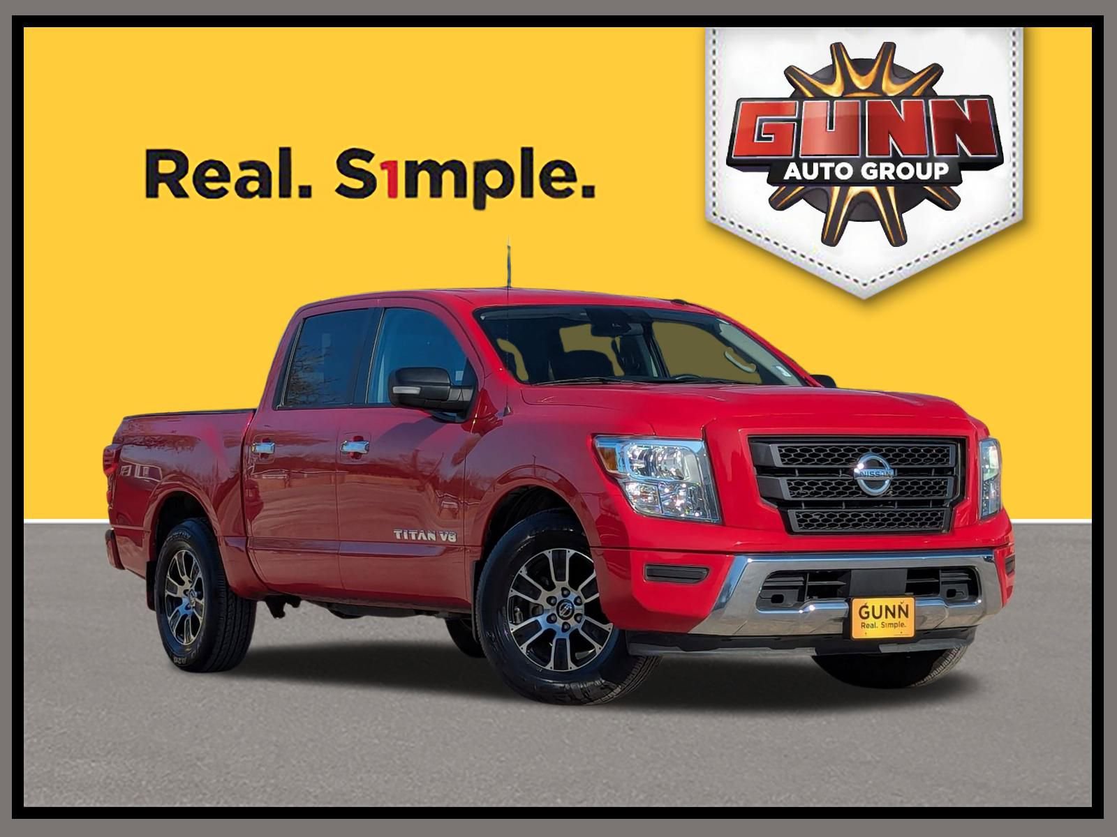 Used 2020 Nissan Titan SV image 1