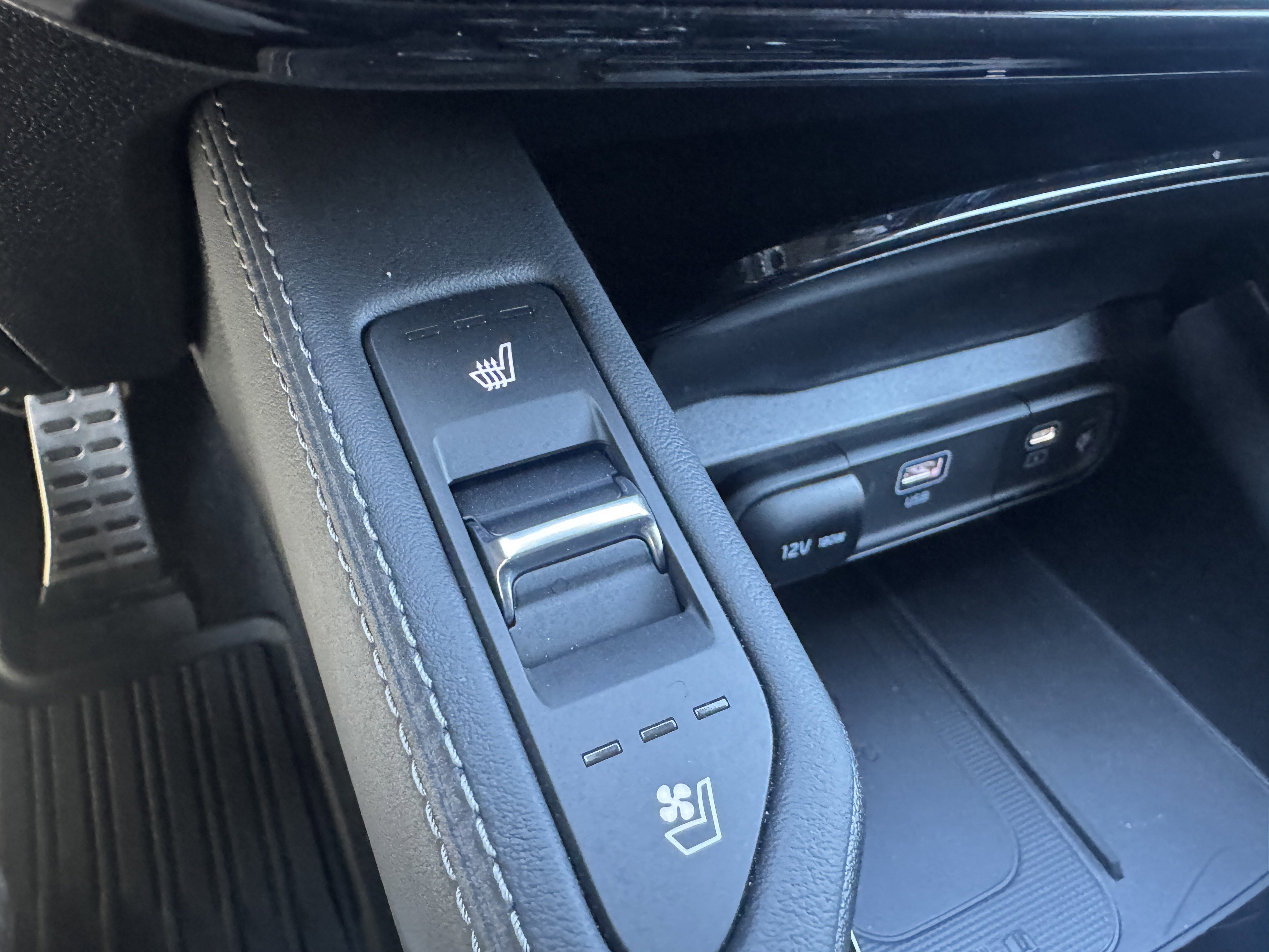 Used 2025 Kia Telluride SX Prestige X-Pro AWD/4WD image 28