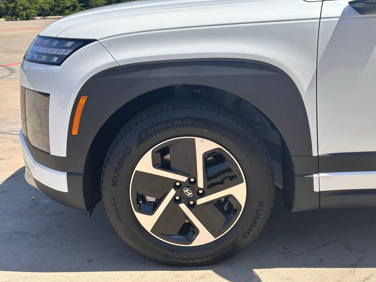 New 2026 Hyundai Ioniq 9 S image 6