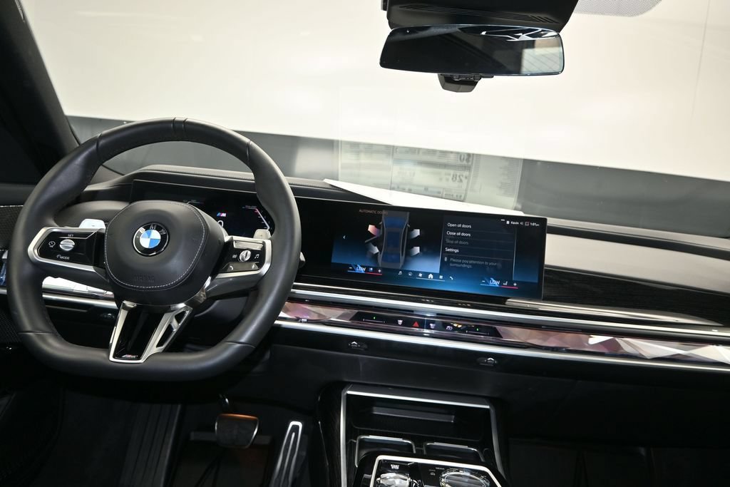 Certified 2026 BMW 740i w/ Executive Package RWD image 19