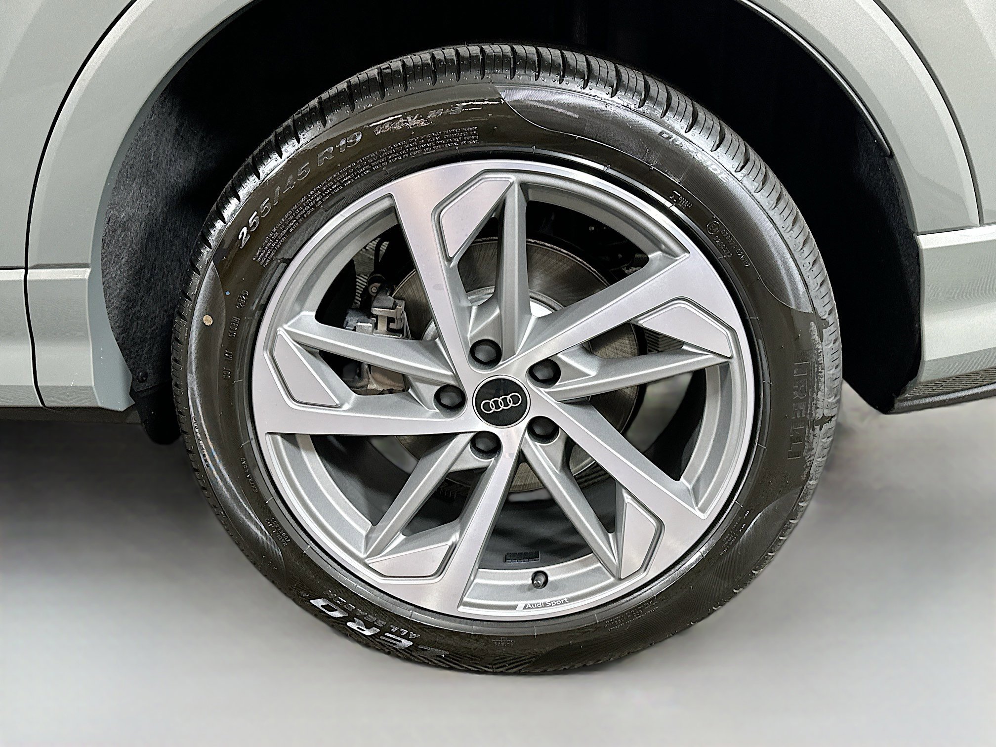 New 2025 Audi Q3 2.0T Premium image 31