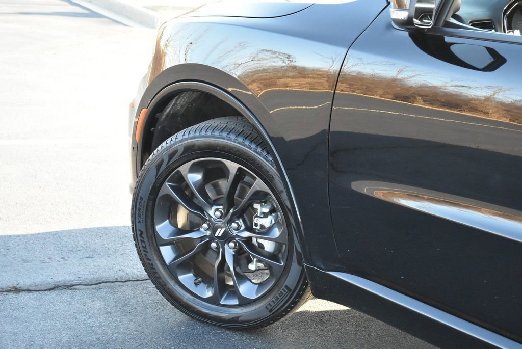 Used 2025 Dodge Durango GT image 9