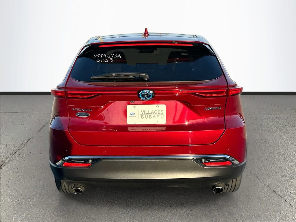 Used 2023 Toyota Venza Limited image 6