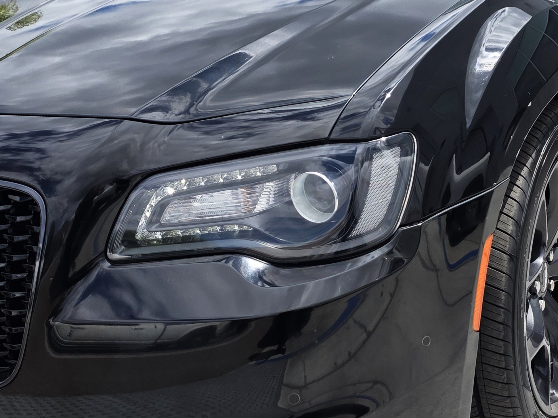 Certified 2022 Chrysler 300 S RWD image 9