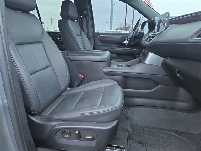 Used 2022 Chevrolet Tahoe Z71 w/ Luxury Package image 16