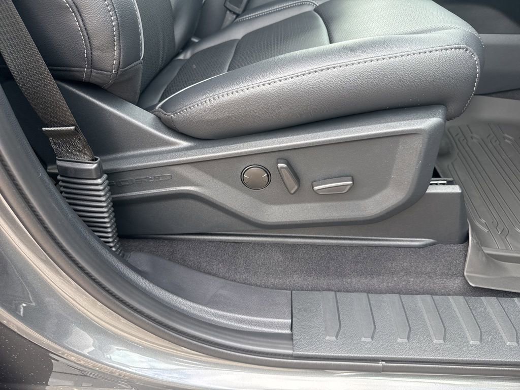 New 2026 Ford F150 Lariat w/ Equipment Group 501A Mid image 25