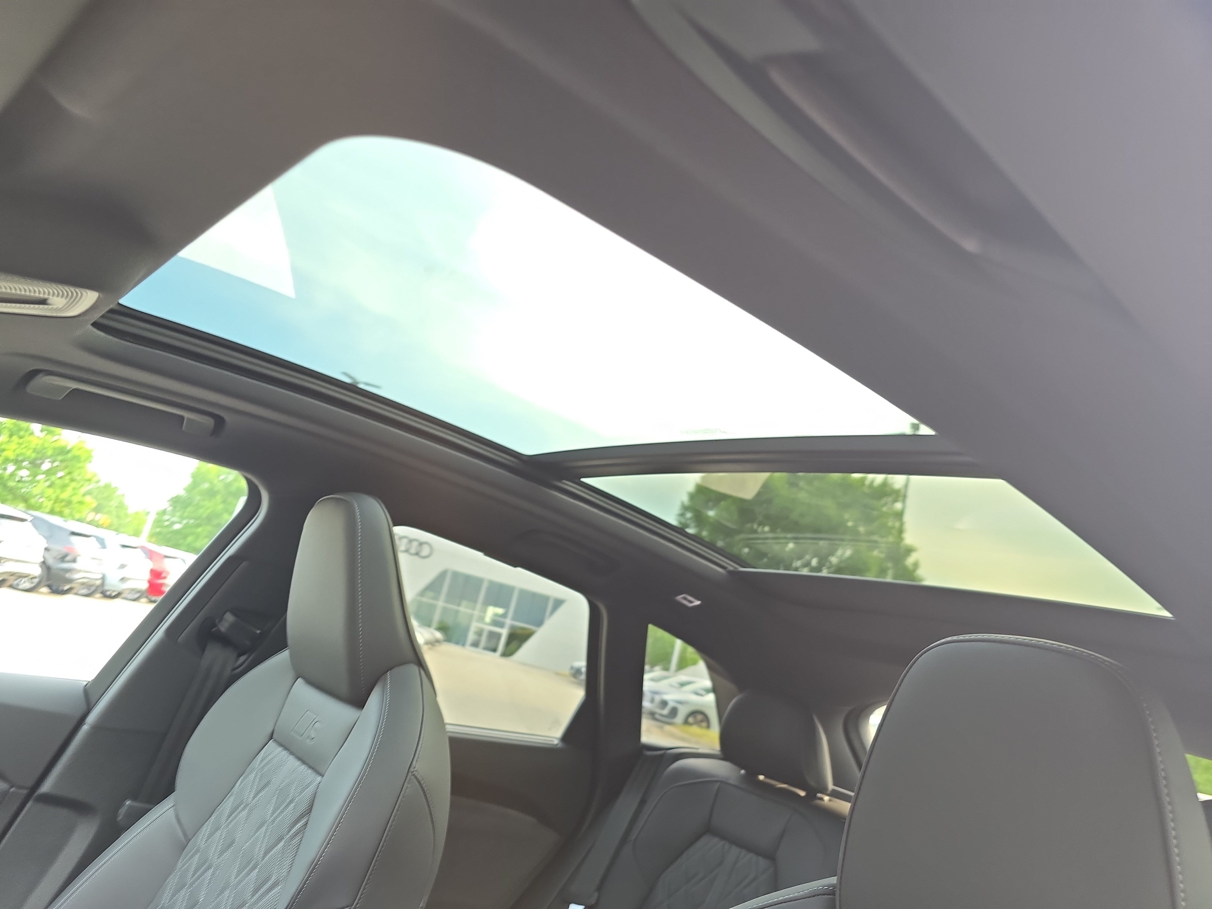 New 2026 Audi SQ5 Premium Plus AWD/4WD image 27