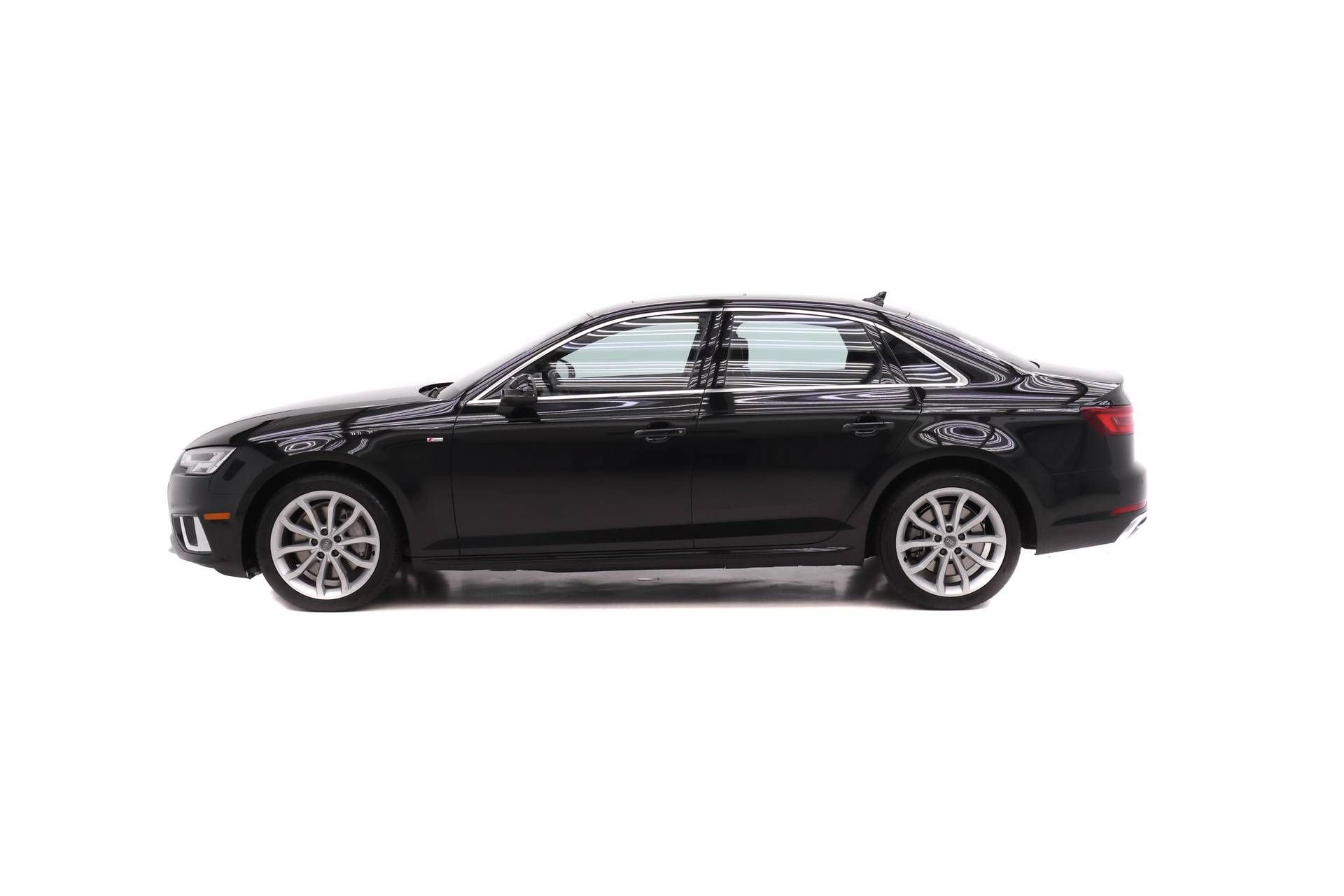 Used 2019 Audi A4 2.0T Premium Plus w/ Premium Plus Package AWD/4WD image 3