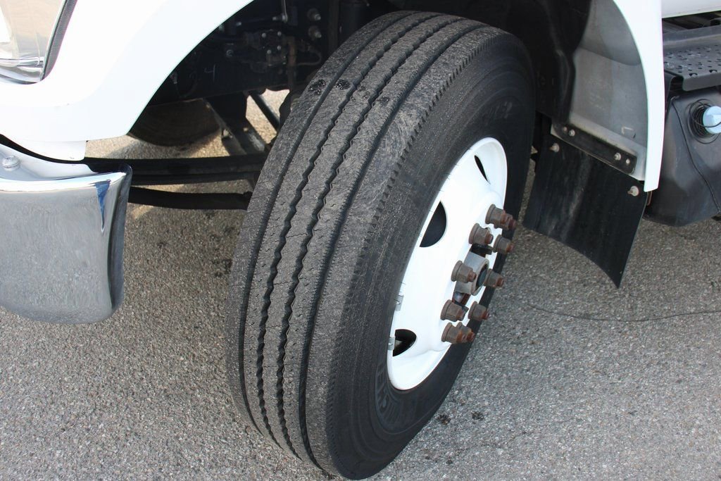 Used 2019 Ford F750 2WD Regular Cab Super Duty image 48