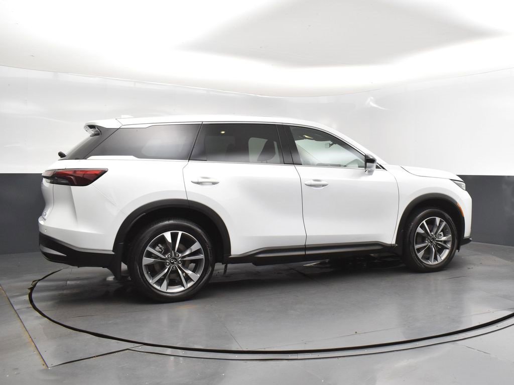 Certified 2026 INFINITI QX60 Pure w/ Cargo Package image 8