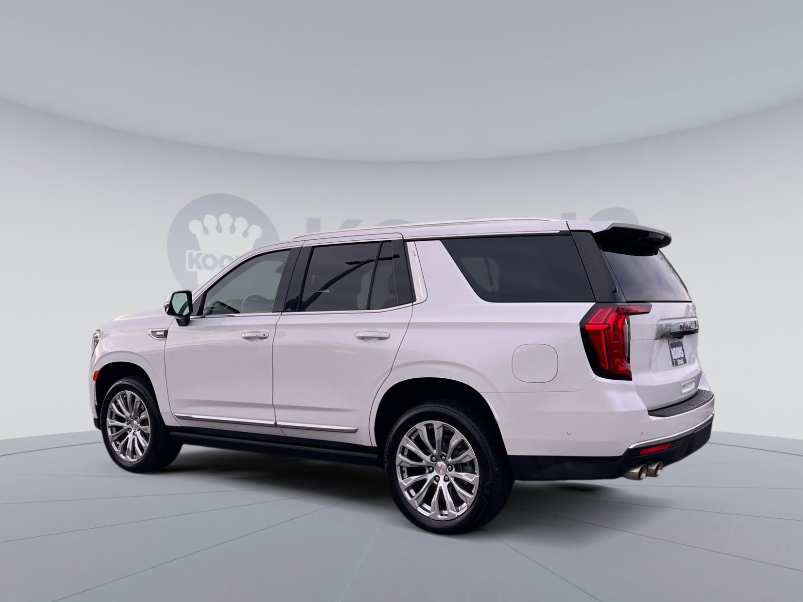 Used 2024 GMC Yukon Denali w/ Denali Reserve Package image 4