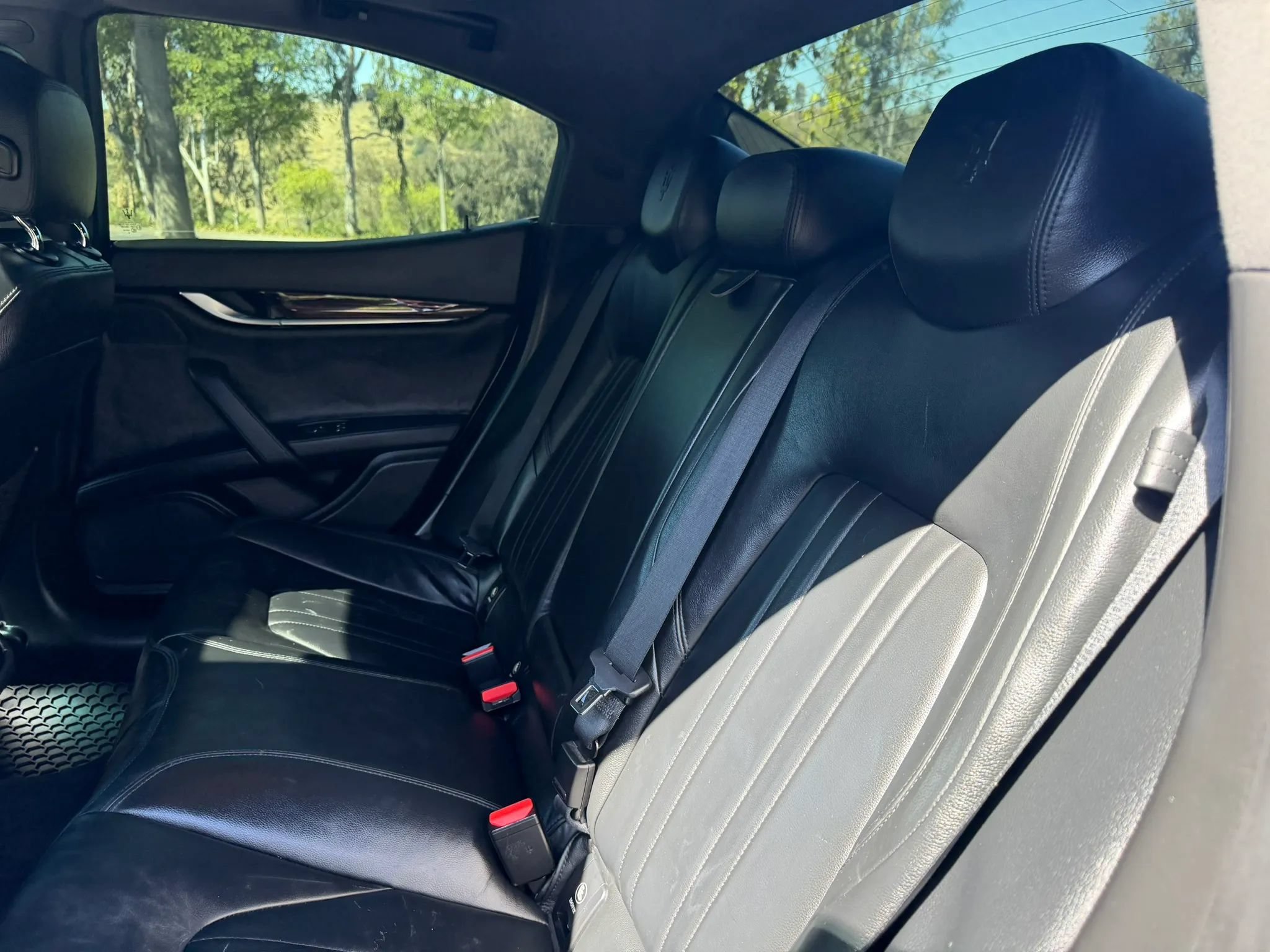 Used 2014 Maserati Ghibli RWD image 13
