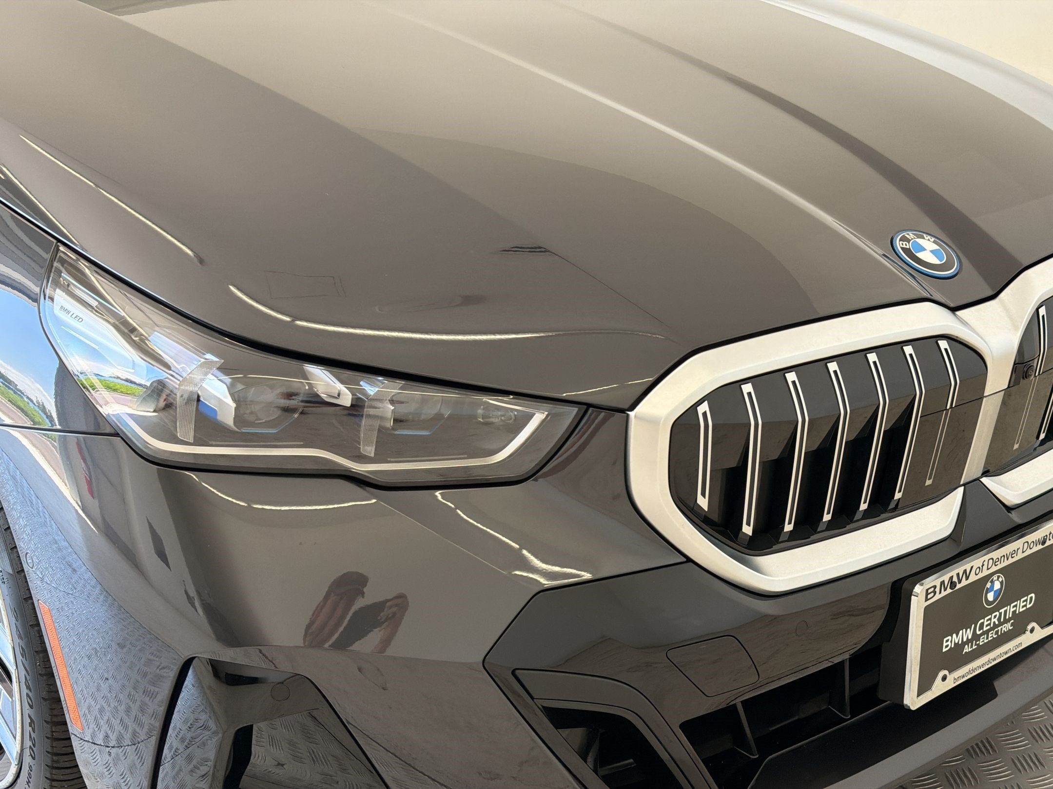 Used 2024 BMW i5 eDrive40i w/ M Sport Package RWD image 12