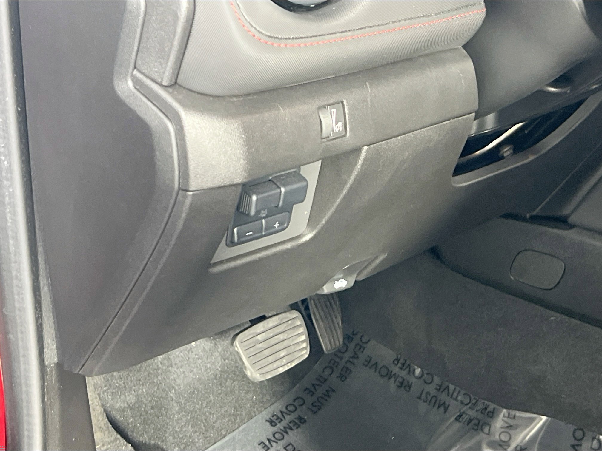 Used 2024 Chevrolet Colorado Z71 w/ Z71 Convenience Package 2 image 10