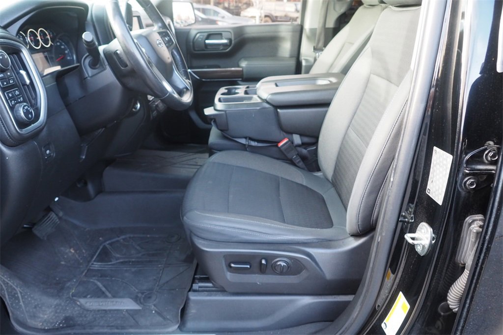 Used 2019 Chevrolet Silverado 1500 RST w/ All-Star Edition image 11