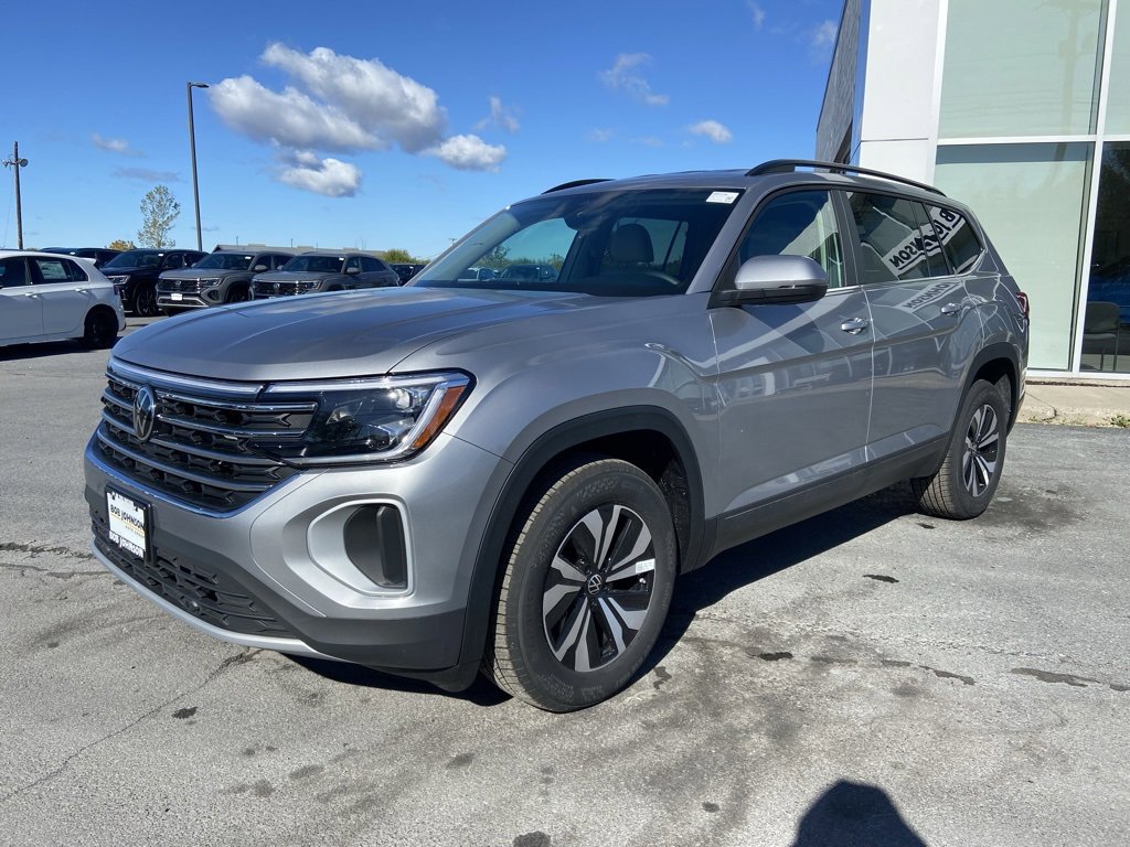 New 2026 Volkswagen Atlas SE image 3
