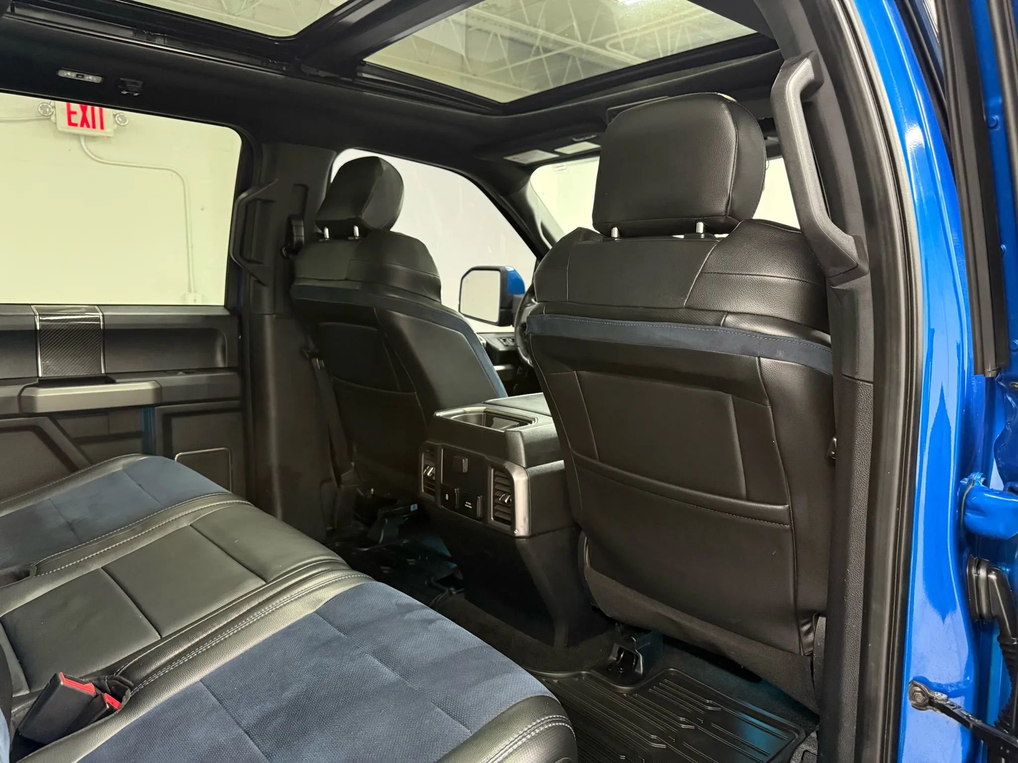 Used 2019 Ford F150 Raptor w/ Equipment Group 802A Luxury image 39