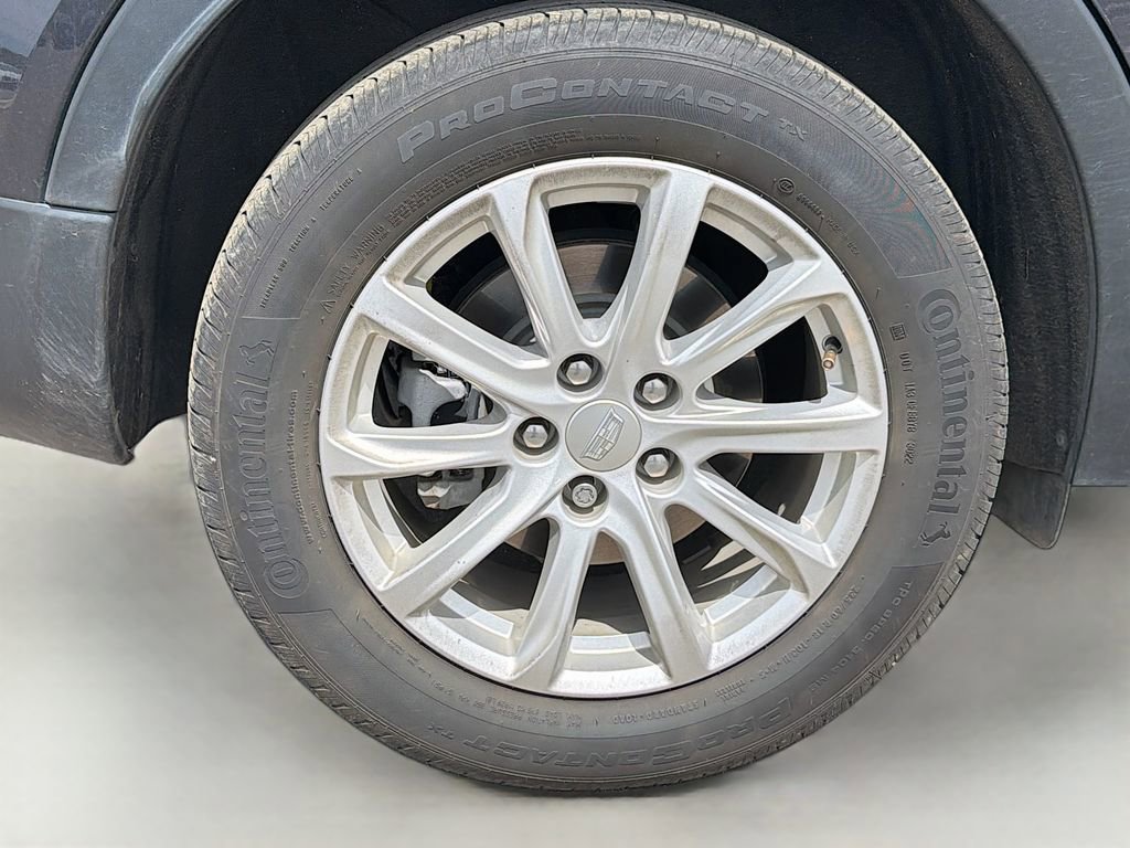 Used 2023 Cadillac XT4 Luxury image 6