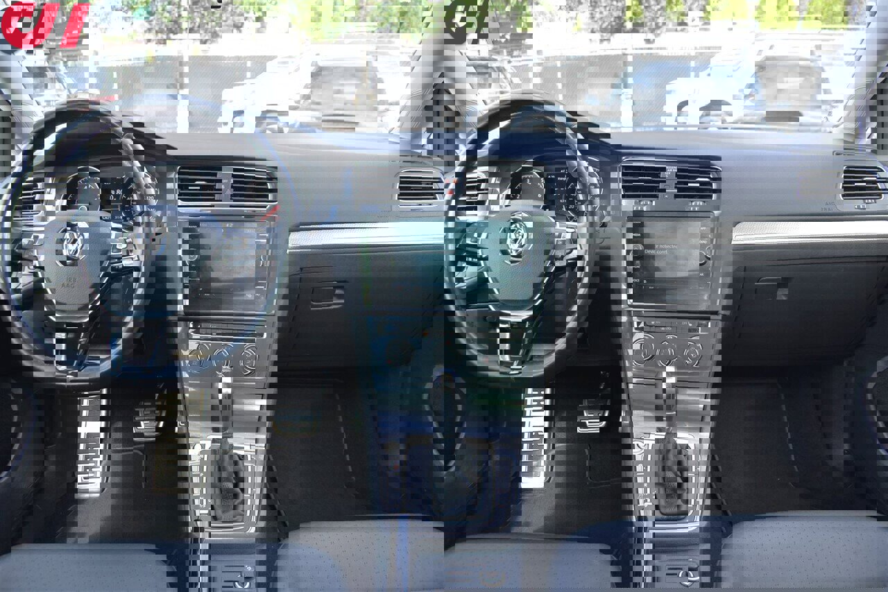 Used 2018 Volkswagen Golf Alltrack SE AWD/4WD image 13