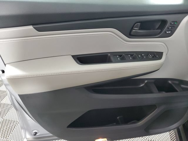Used 2018 Honda Odyssey EX-L image 17