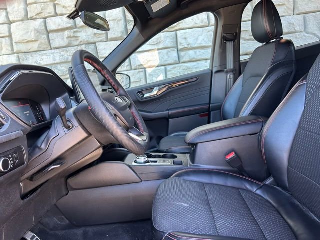 Used 2023 Ford Escape ST-Line w/ Tech Pack #1 image 8
