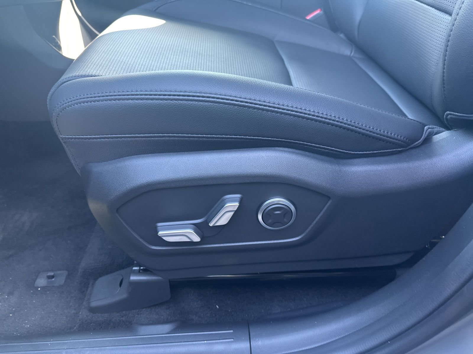 New 2026 Hyundai Santa Fe Limited image 9