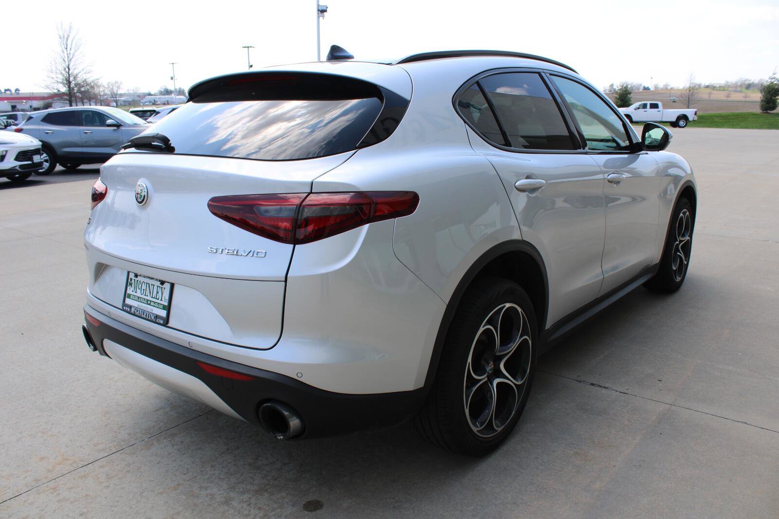 Used 2019 Alfa Romeo Stelvio Ti Sport w/ Quick Order Package 22S Sport image 7
