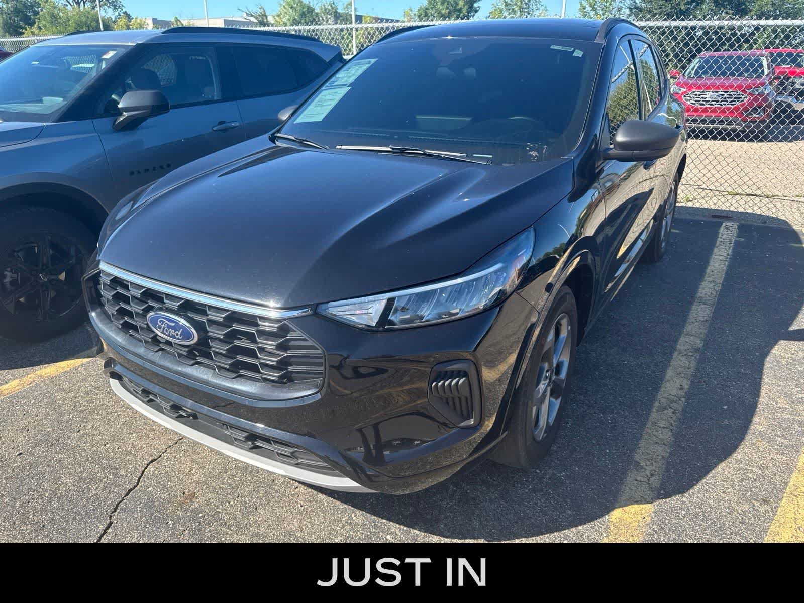 Used 2024 Ford Escape ST-Line w/ Tech Pack #1