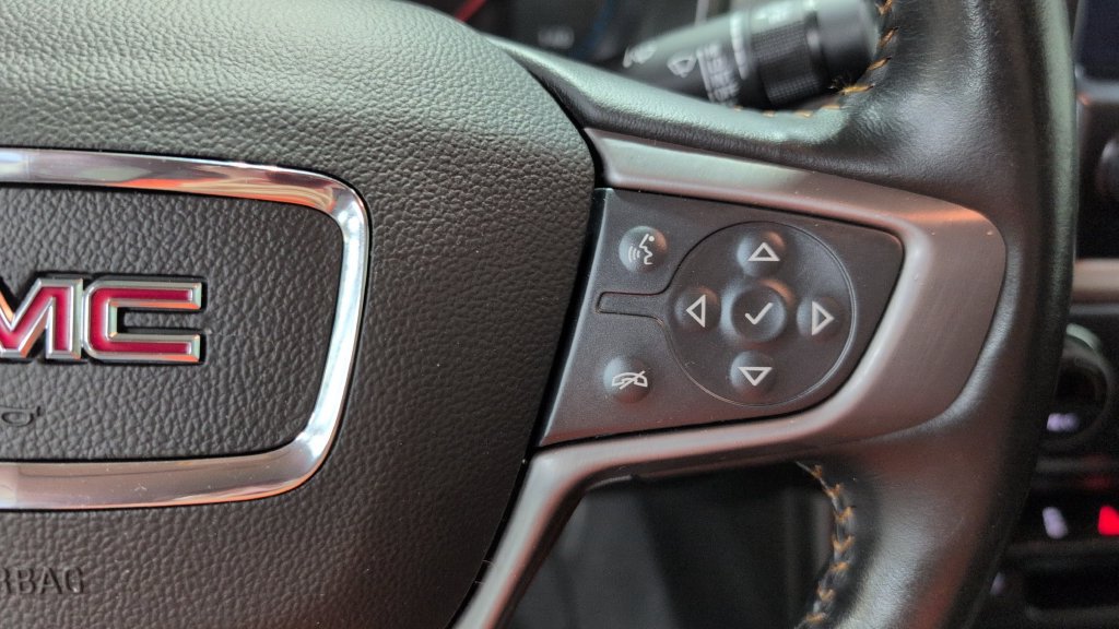 Used 2022 GMC Canyon AT4 w/ Trailering Package AWD/4WD image 11