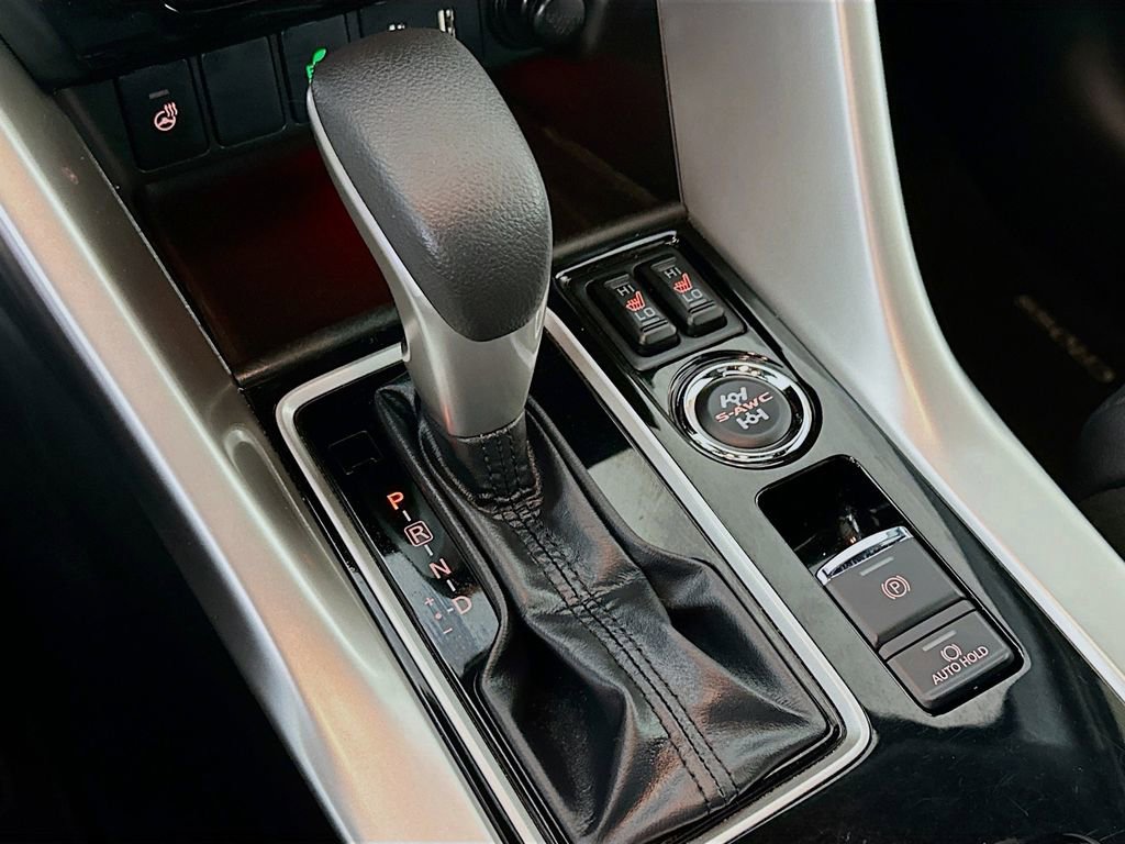 Used 2022 Mitsubishi Eclipse Cross AWD image 22