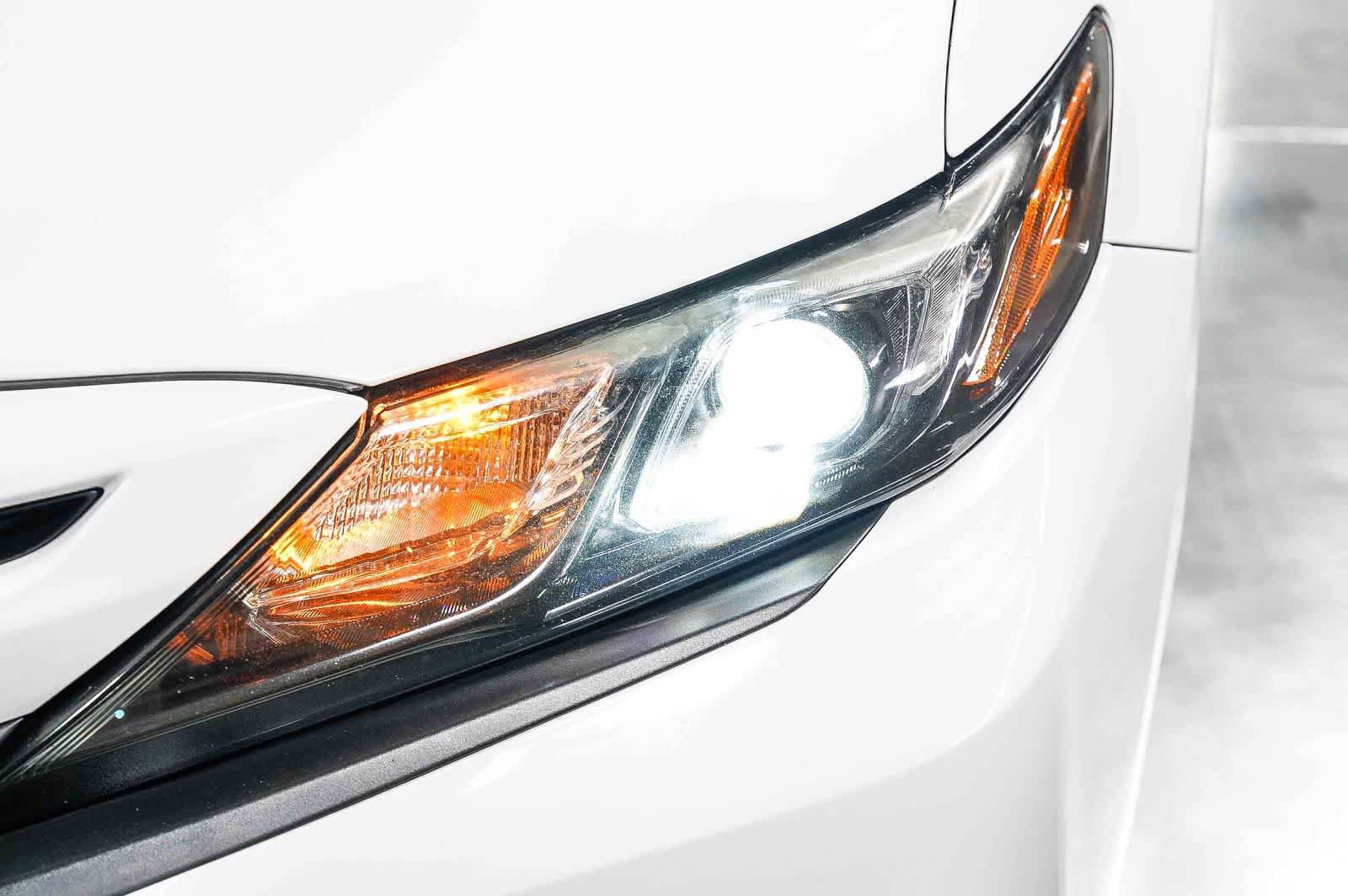 Certified 2021 Toyota Camry SE w/ Convenience Package AWD/4WD image 8