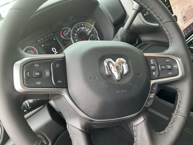New 2026 RAM 2500 Big Horn AWD/4WD image 25