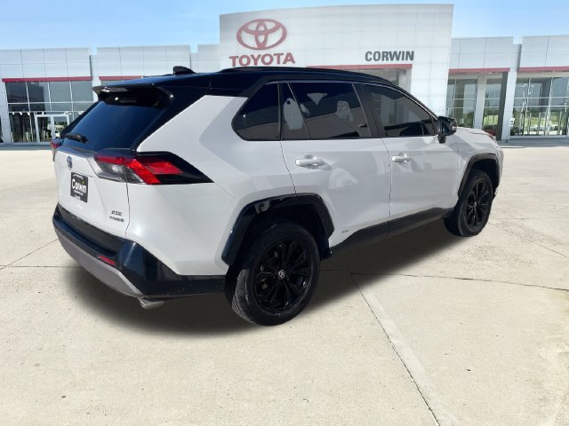 Used 2024 Toyota RAV4 XSE w/ Advanced Technology Package AWD/4WD image 5