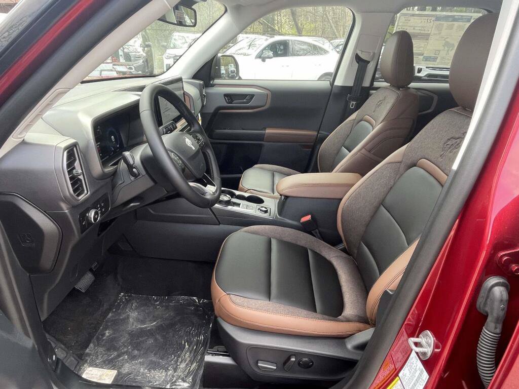 New 2025 Ford Bronco Sport Outer Banks AWD/4WD image 16