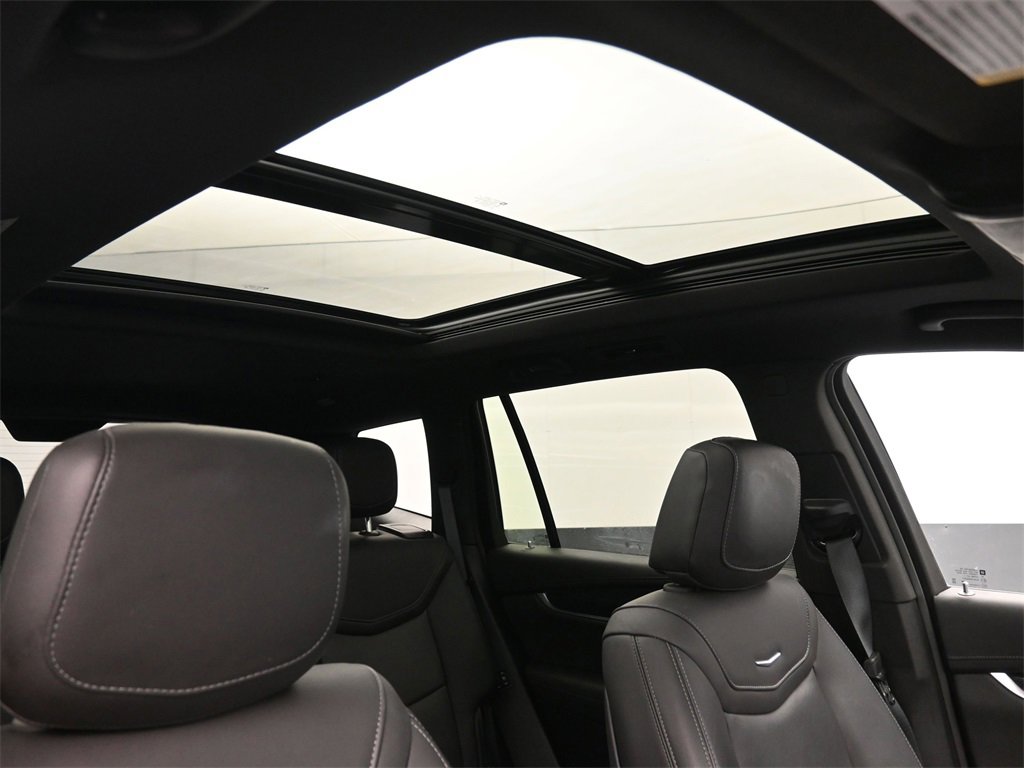 Used 2024 Cadillac XT6 Premium Luxury image 23
