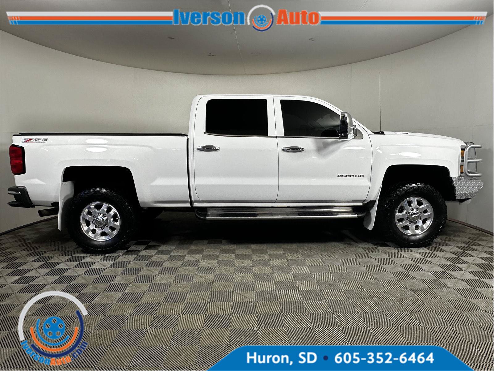 Used 2015 Chevrolet Silverado 2500 LT AWD/4WD image 11
