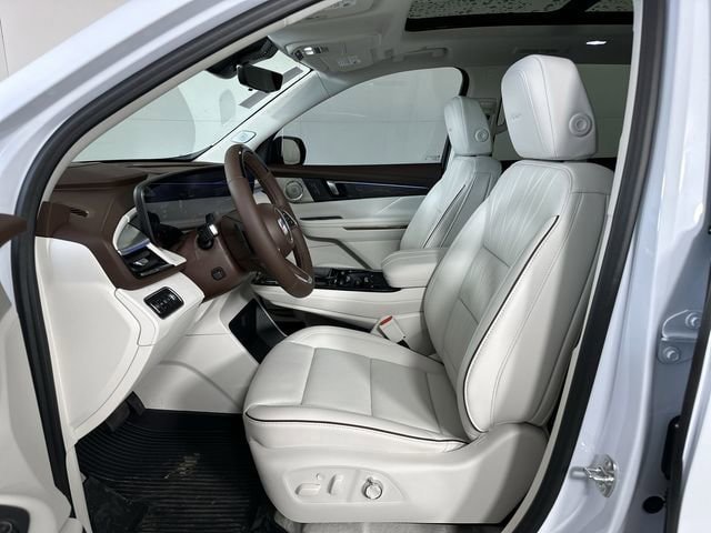 New 2026 Buick Enclave Avenir w/ Super Cruise Package FWD image 21