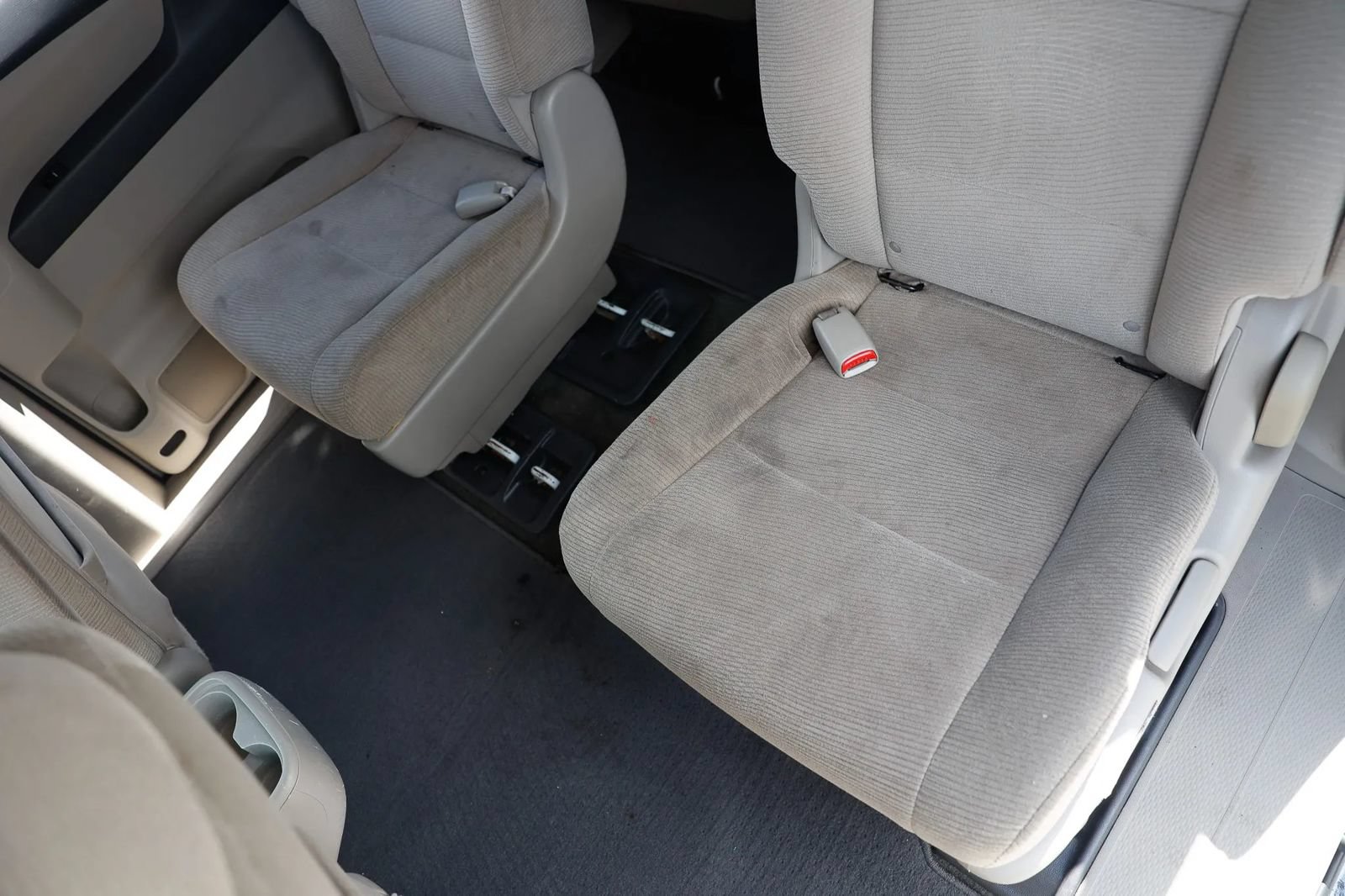 Used 2012 Honda Odyssey EX image 22