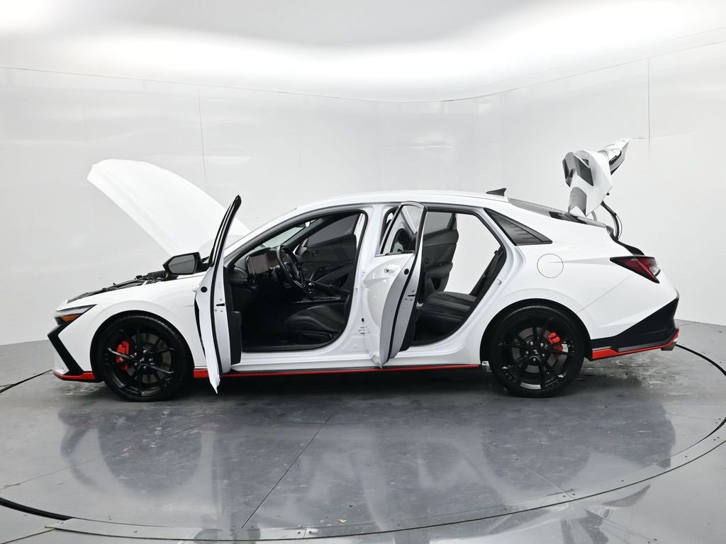 Used 2025 Hyundai Elantra N Base image 63