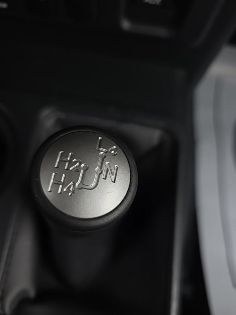 Used 2014 Toyota FJ Cruiser 4WD w/ Upgrade Package image 24