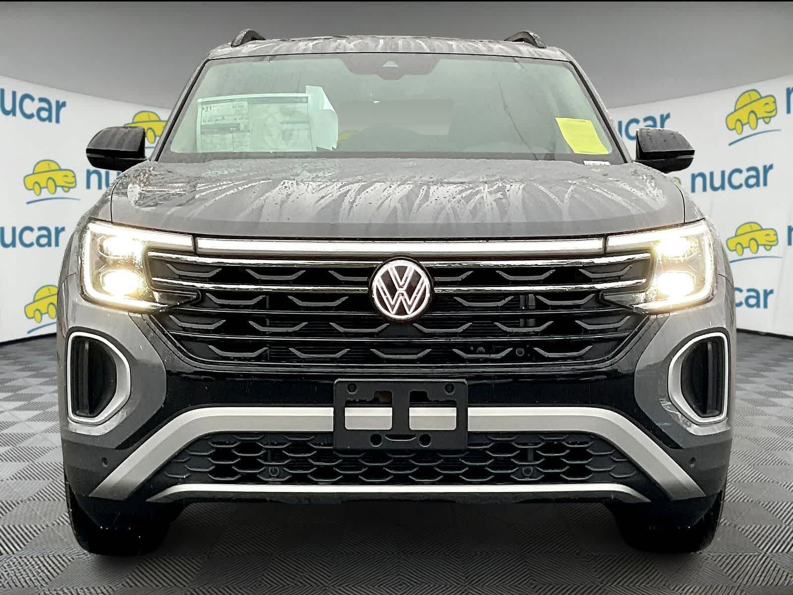 New 2026 Volkswagen Atlas Peak Edition AWD/4WD image 3