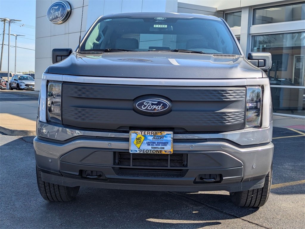 New 2025 Ford F150 Lightning Flash image 2