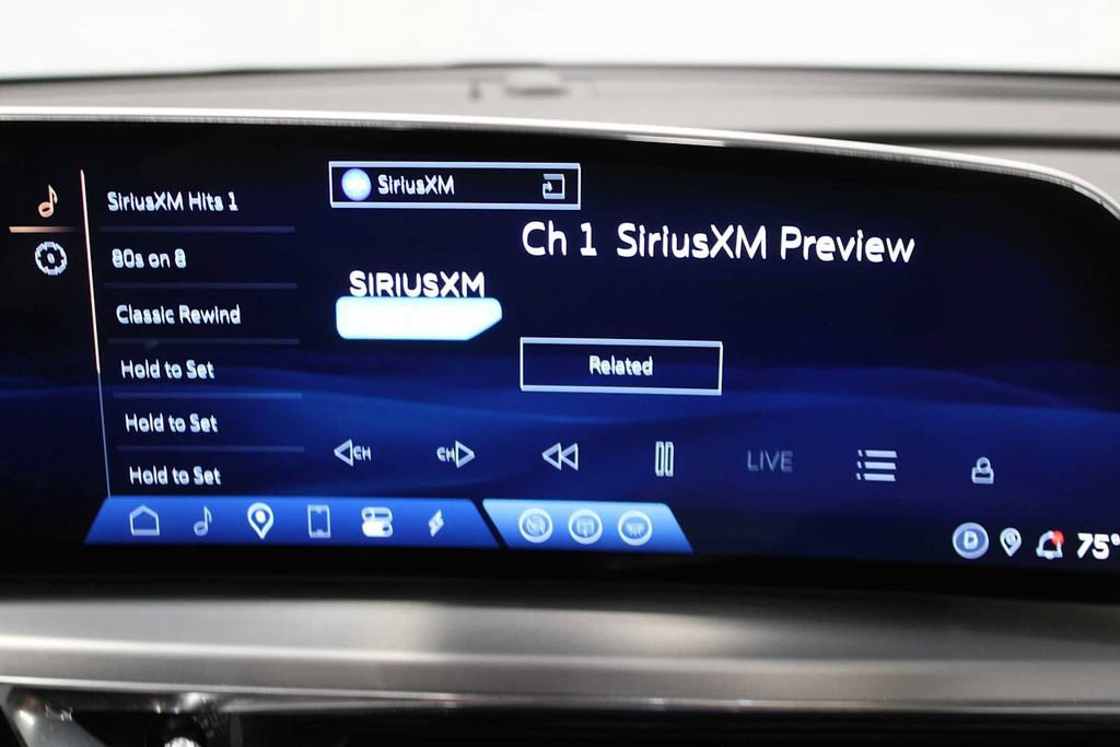 Used 2024 Cadillac Lyriq Luxury AWD/4WD image 33