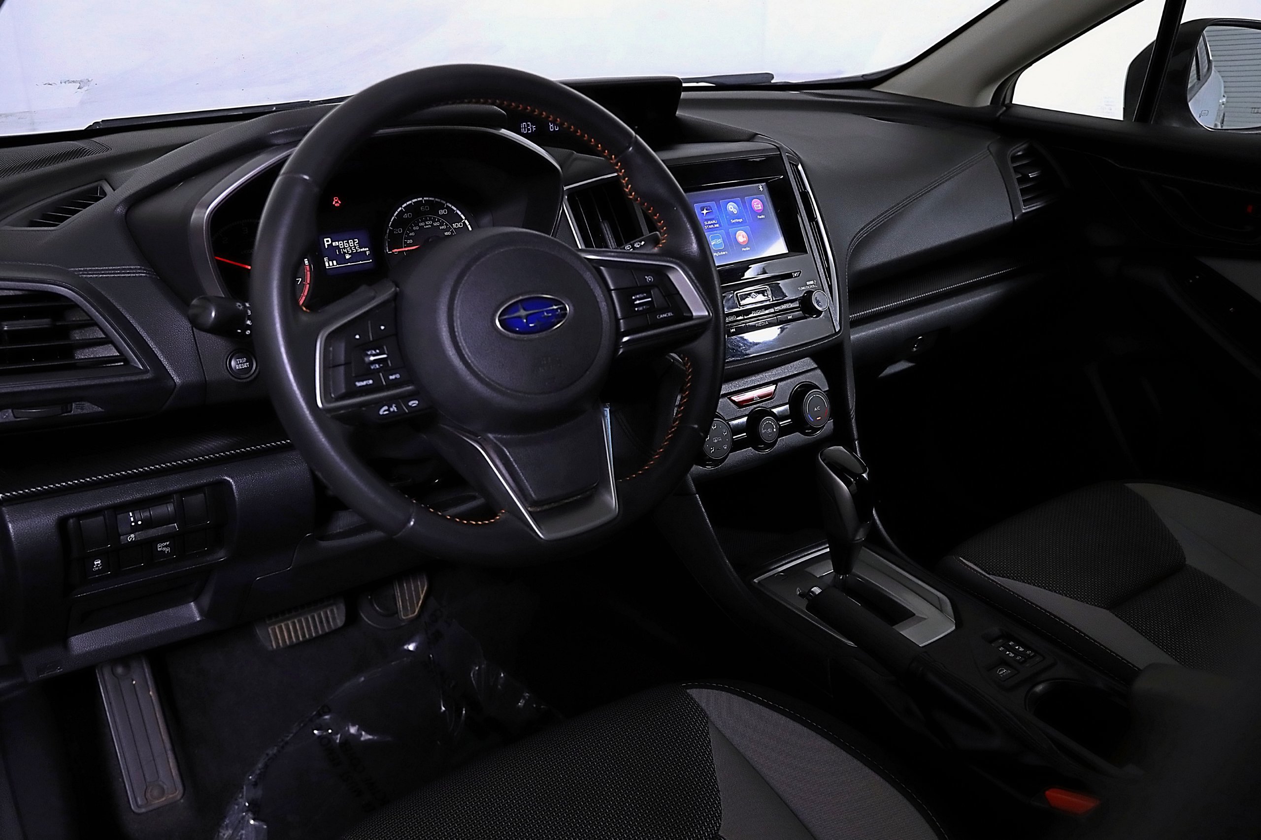 Used 2019 Subaru Crosstrek 2.0i Premium w/ Moonroof Package AWD/4WD image 16