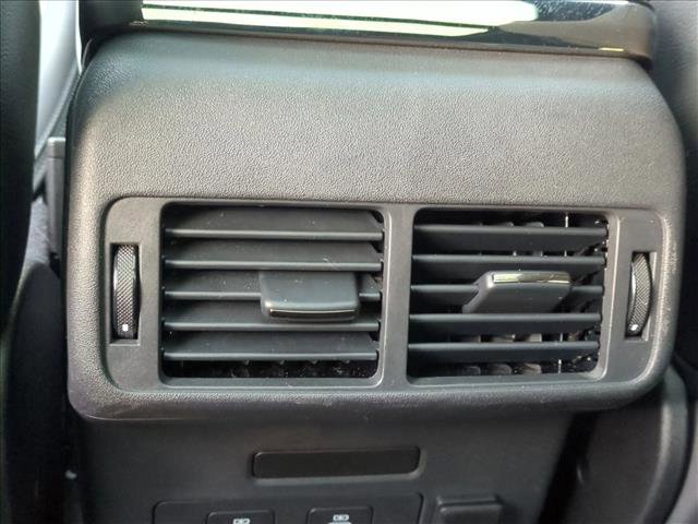 Used 2024 Land Rover Range Rover Velar Dynamic SE image 18