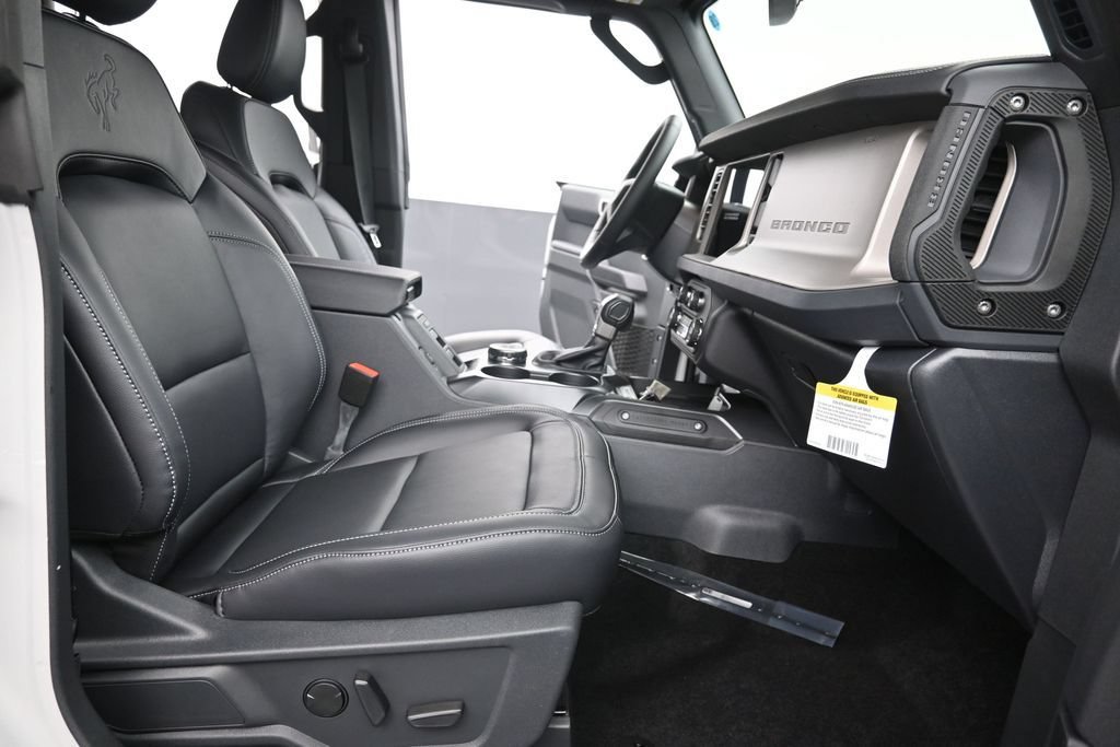 New 2026 Ford Bronco Outer Banks AWD/4WD image 16