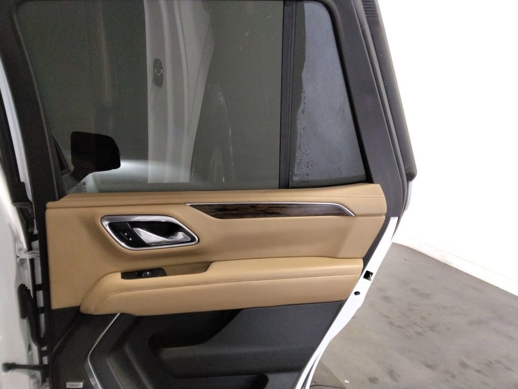 Used 2021 Chevrolet Tahoe Premier w/ Premium Package image 47