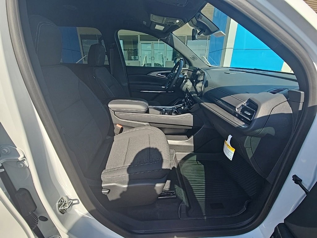 New 2026 Chevrolet Traverse LT w/ Enhanced Driving Package image 15