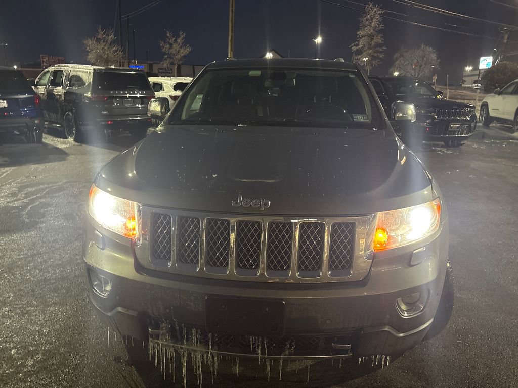 Used 2013 Jeep Grand Cherokee Overland Summit image 7