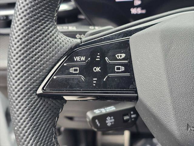 Certified 2025 Audi SQ5 Premium Plus w/ Premium Plus Package AWD/4WD image 33